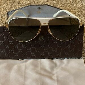Authentic Gucci Aviator Sunglasses GG4239/S White Gold